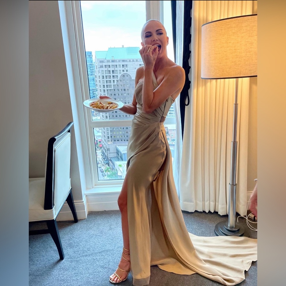 Vera Wang silk Gown